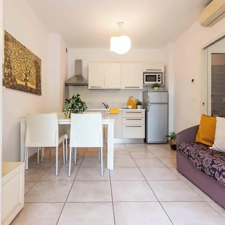 With Swimming Pool And Solarium Apartmán
